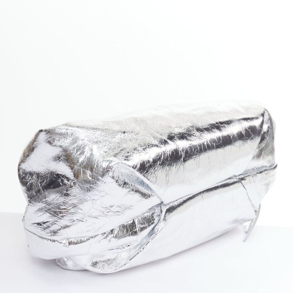 DRIES VAN NOTEN Twist silver metallic textured leather top handle bag - Picture 6 of 8